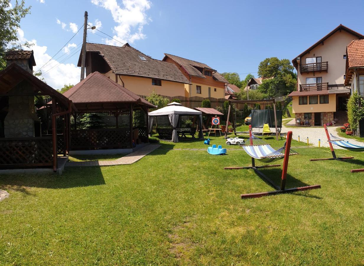 Pensiunea Sarah Bran Bran  Exteriér fotografie