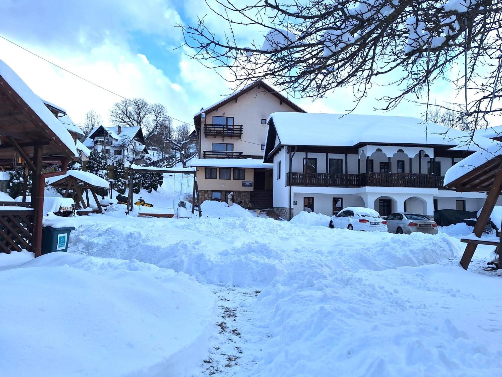 Pensiunea Sarah Bran Bran  Exteriér fotografie