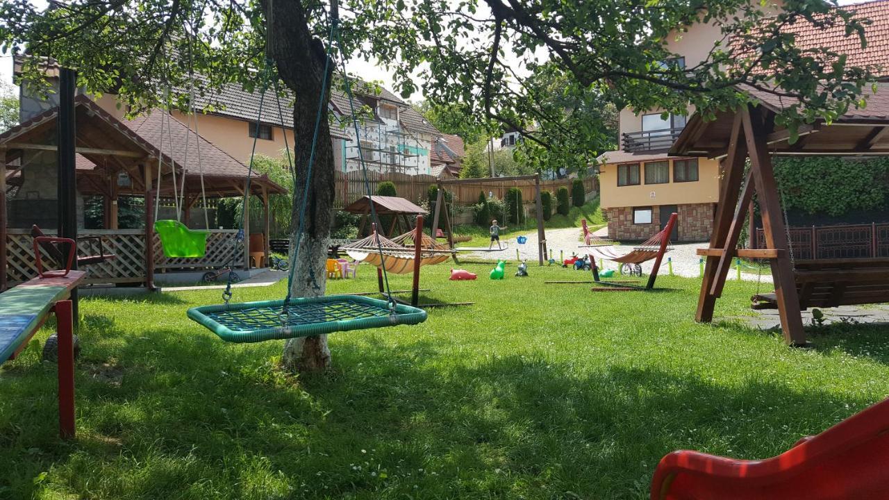 Pensiunea Sarah Bran Bran  Exteriér fotografie