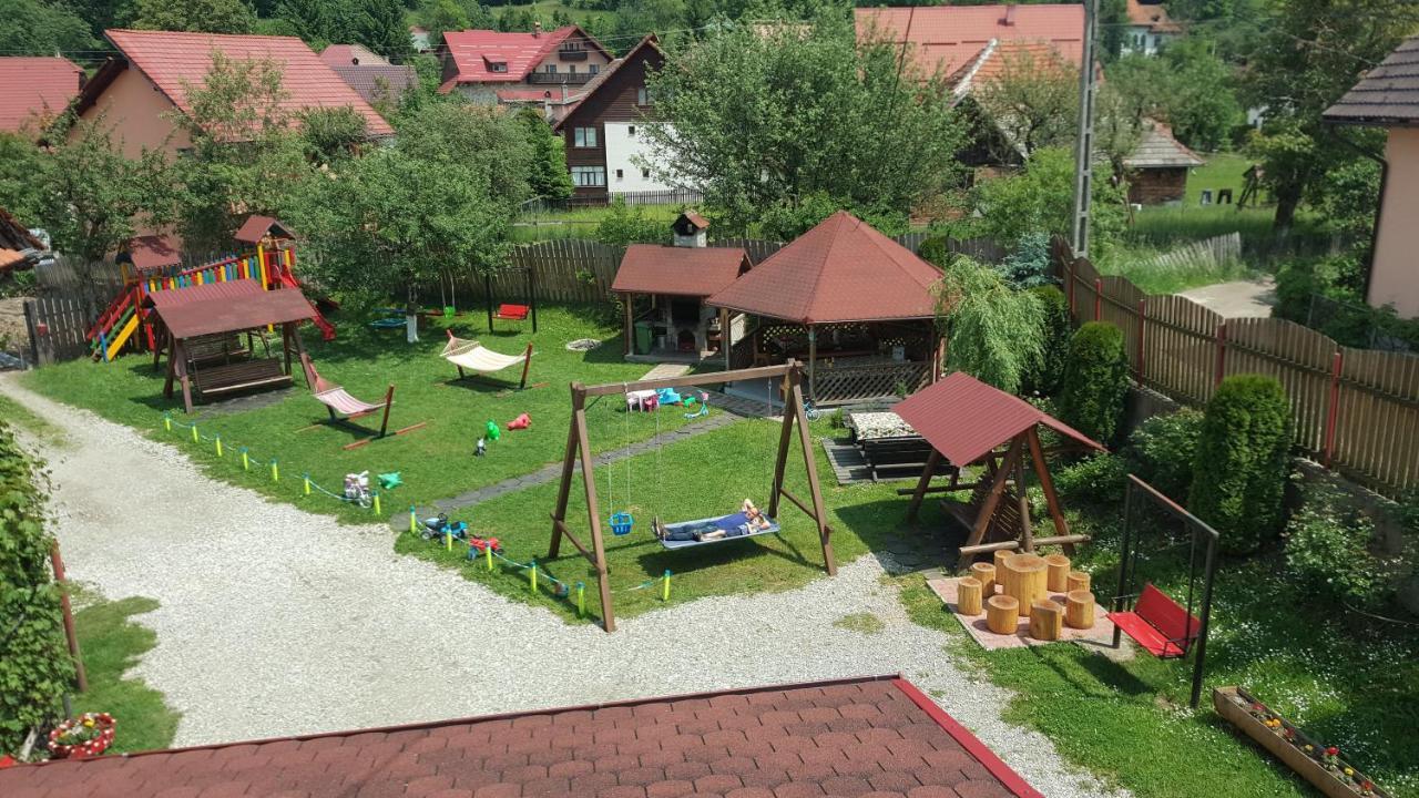 Pensiunea Sarah Bran Bran  Exteriér fotografie
